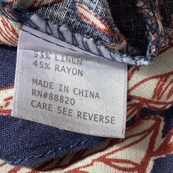 Nicole Miller NWT Linen Blend Tie at Waist Navy and Cream Floral Women's Top - Picture 6 of 8